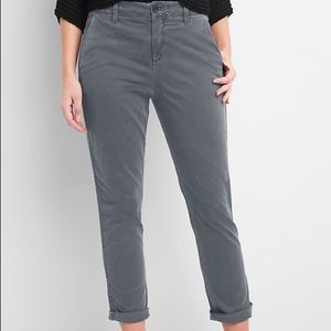GAP Girlfriend Velvet Striped Chino